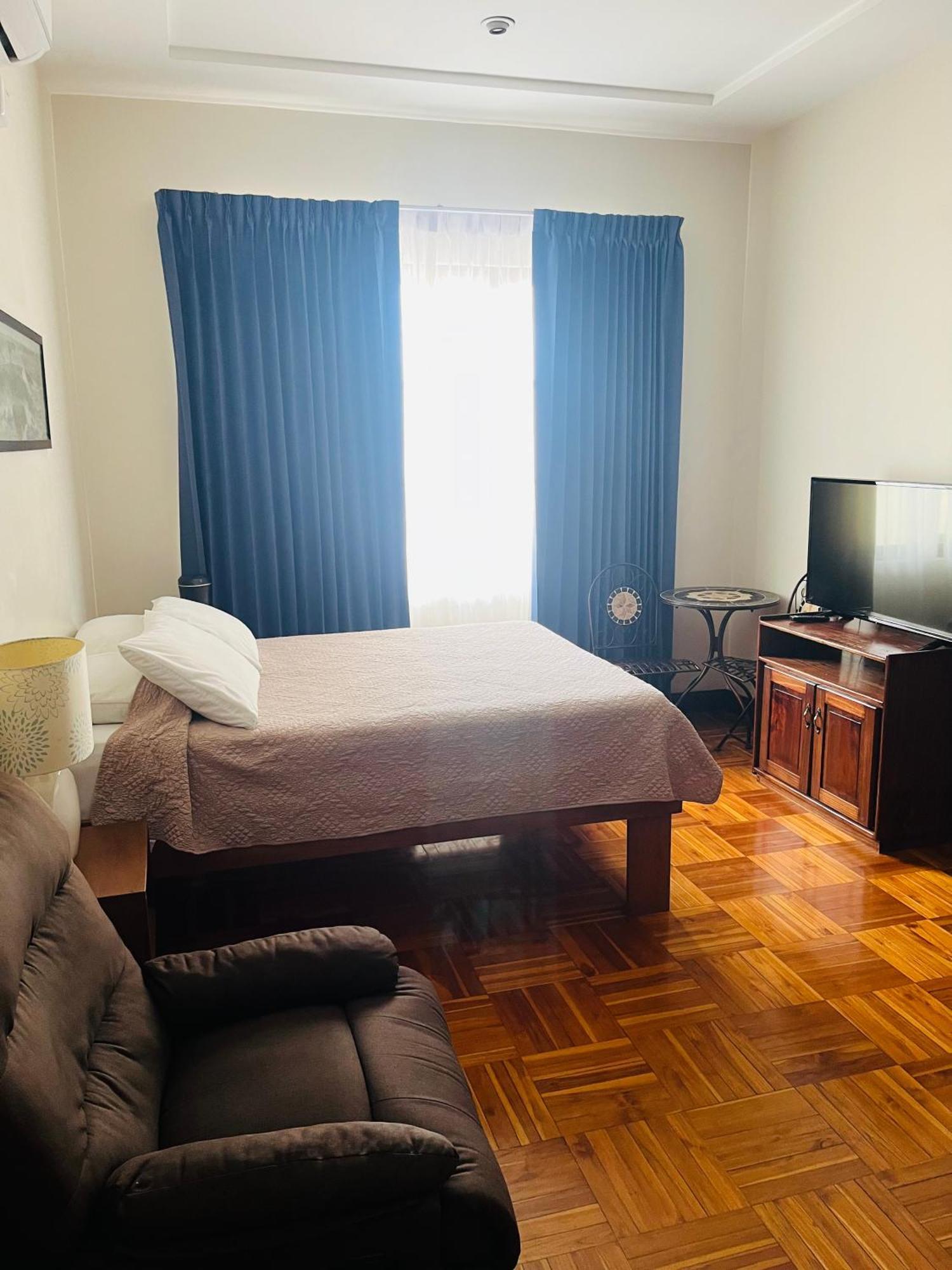 Ester'S Place Escazu Bagian luar foto